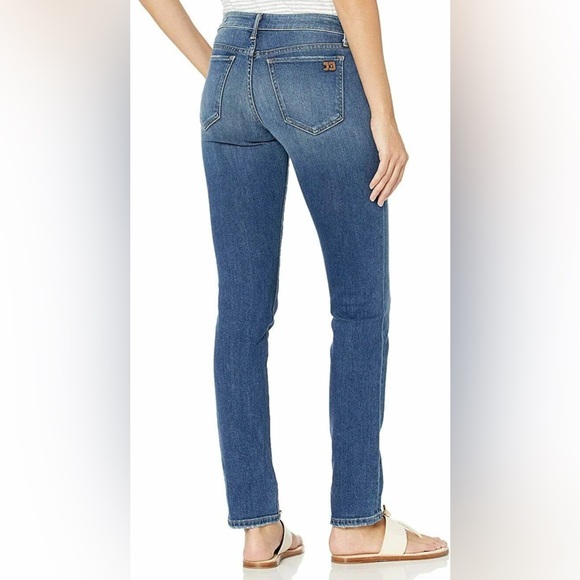 Joe’s Jeans Lara Cigarette in Claudia Mid Rise Jeans Slim Fit - Picture 4 of 13